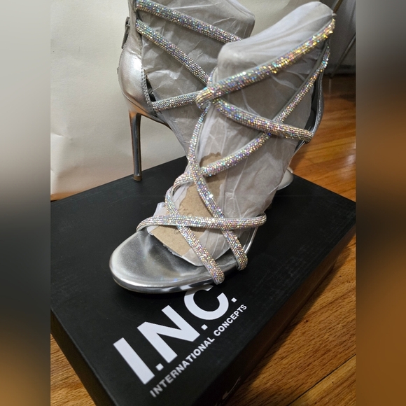 INC International Concepts Glittering Silver Heels - Picture 12 of 15